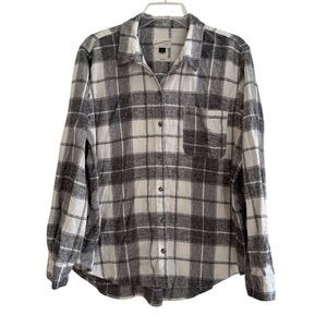 Universal Thread Relaxed Fit Boyfriend Shirt Long Sleeve Button Up Grey Plaid XL
